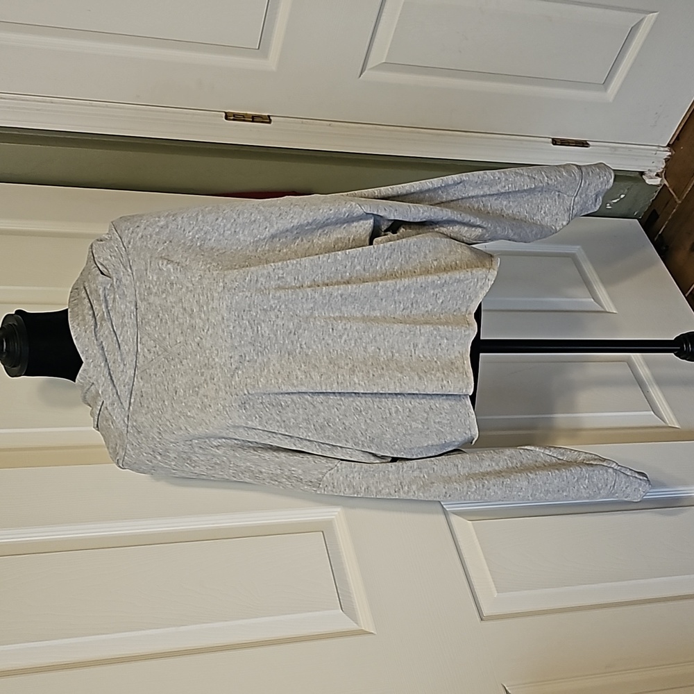 NWOT Fabletics Cropped Raw Edge Hoodie